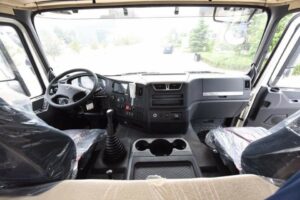 Cabin xe ben Shacman được thiết kế khoa học và tiện dụng