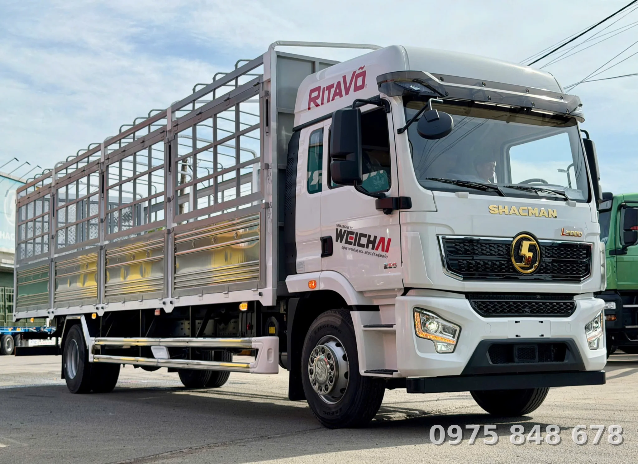 xe tải thùng bạt Shacman L5000 220HP